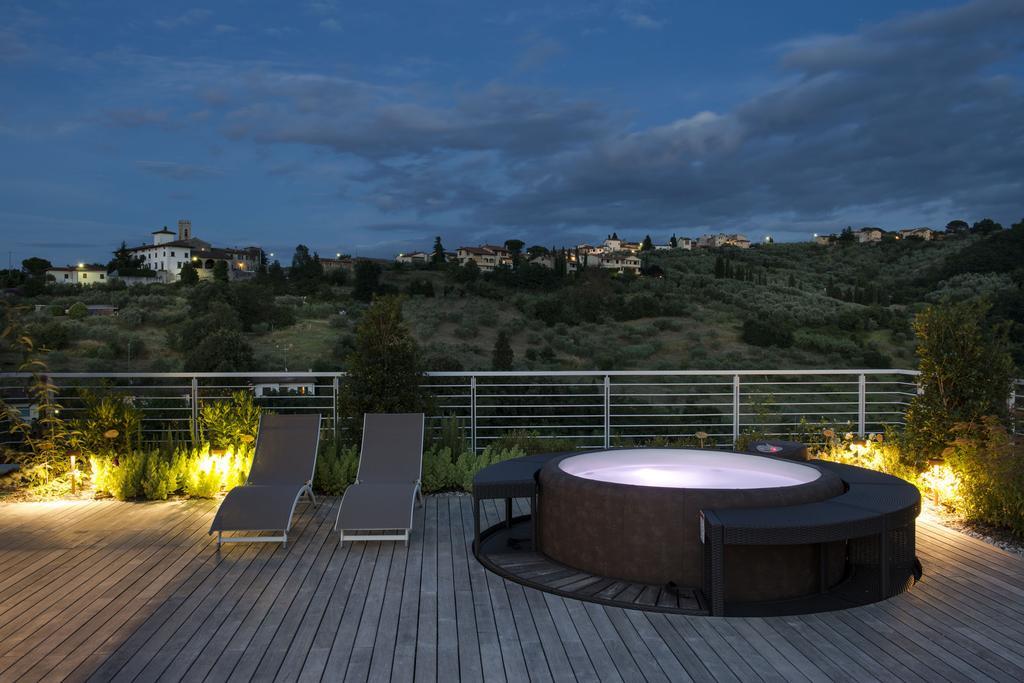 Dame Di Toscana